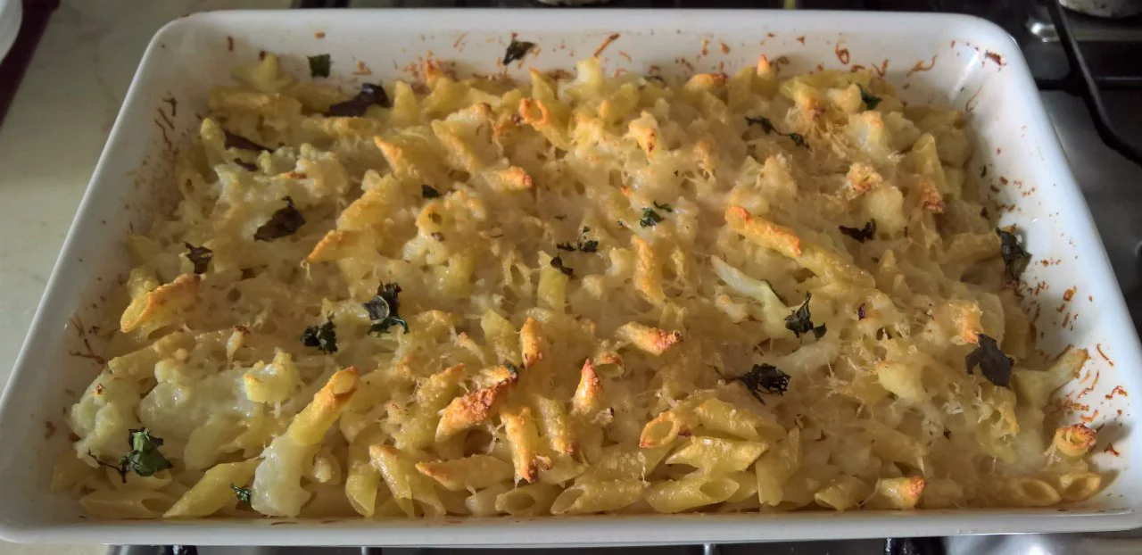 mezze penne con cavolfiore al forno
